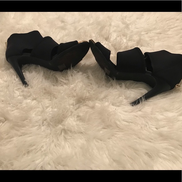 Jessica Simpson heels - Picture 3 of 6